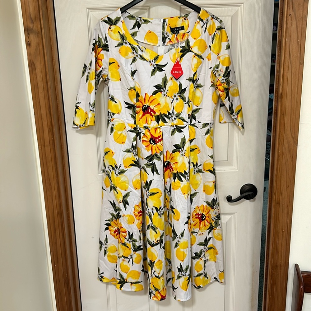 Lamiu lemon swing dress with pockets